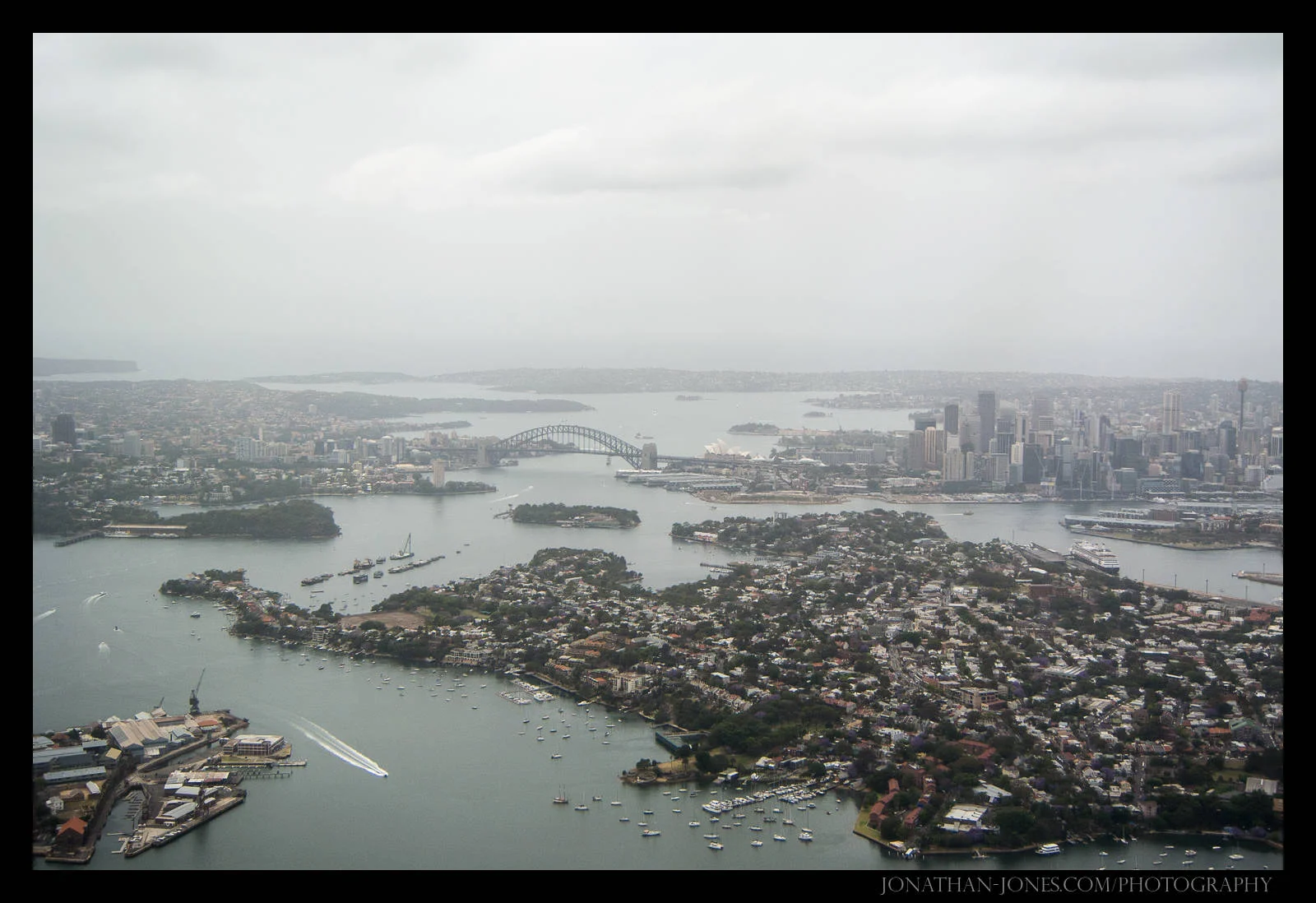 Flying into Sydney