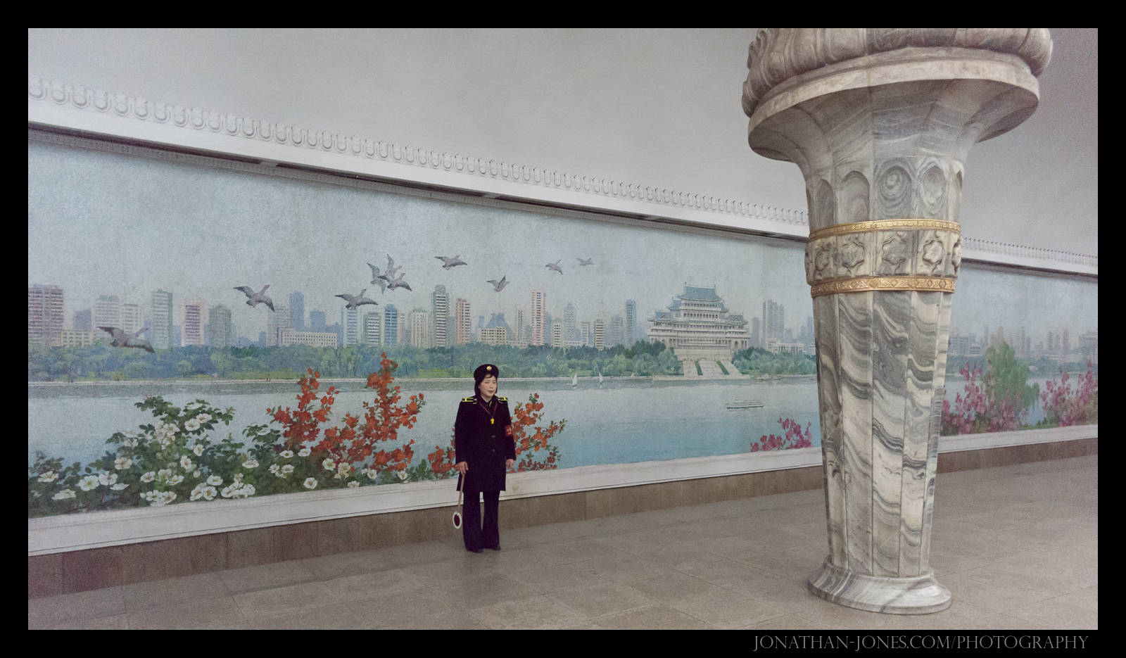 Pyongyang Metro - Yonggwang Station
