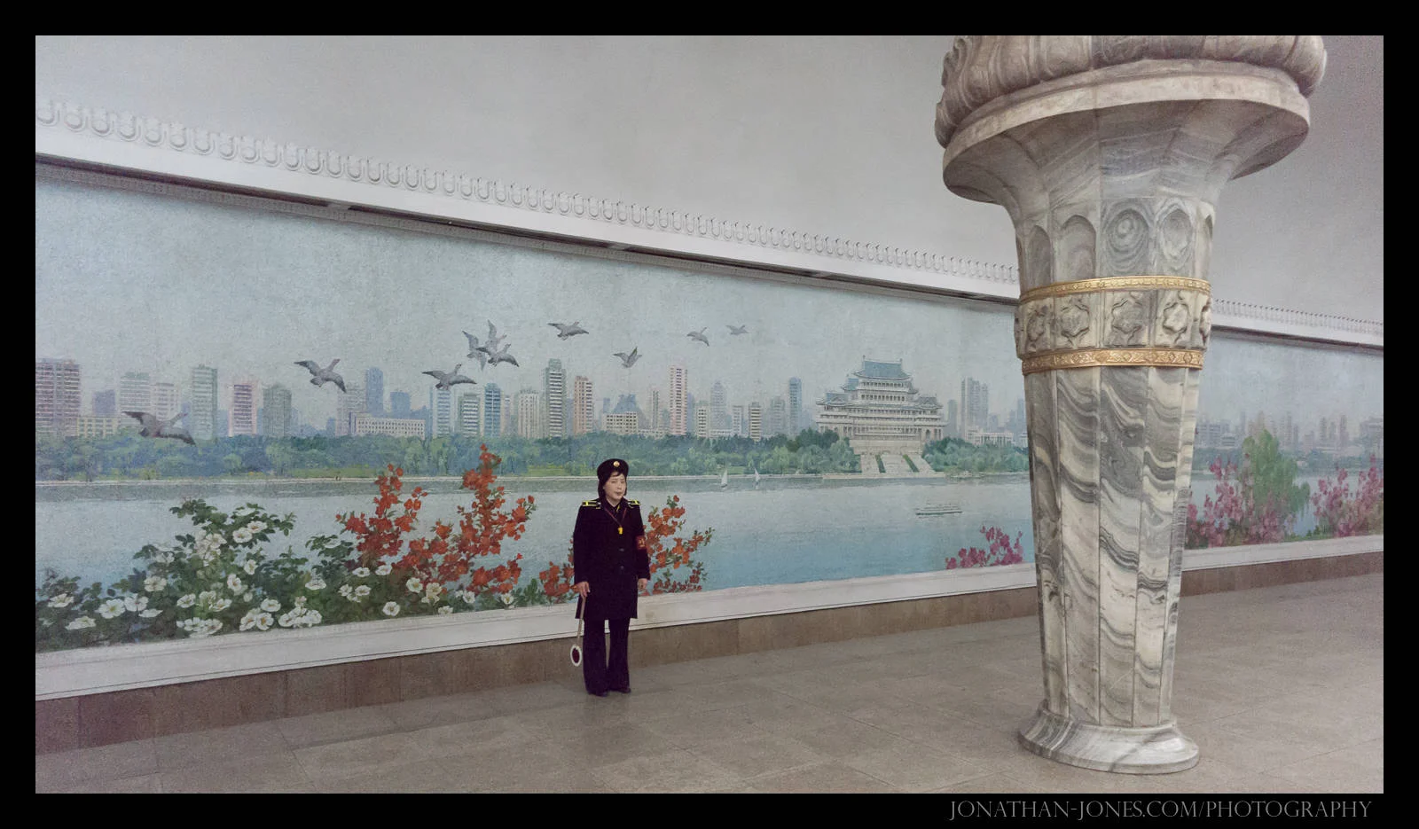 Pyongyang Metro - Yonggwang Station