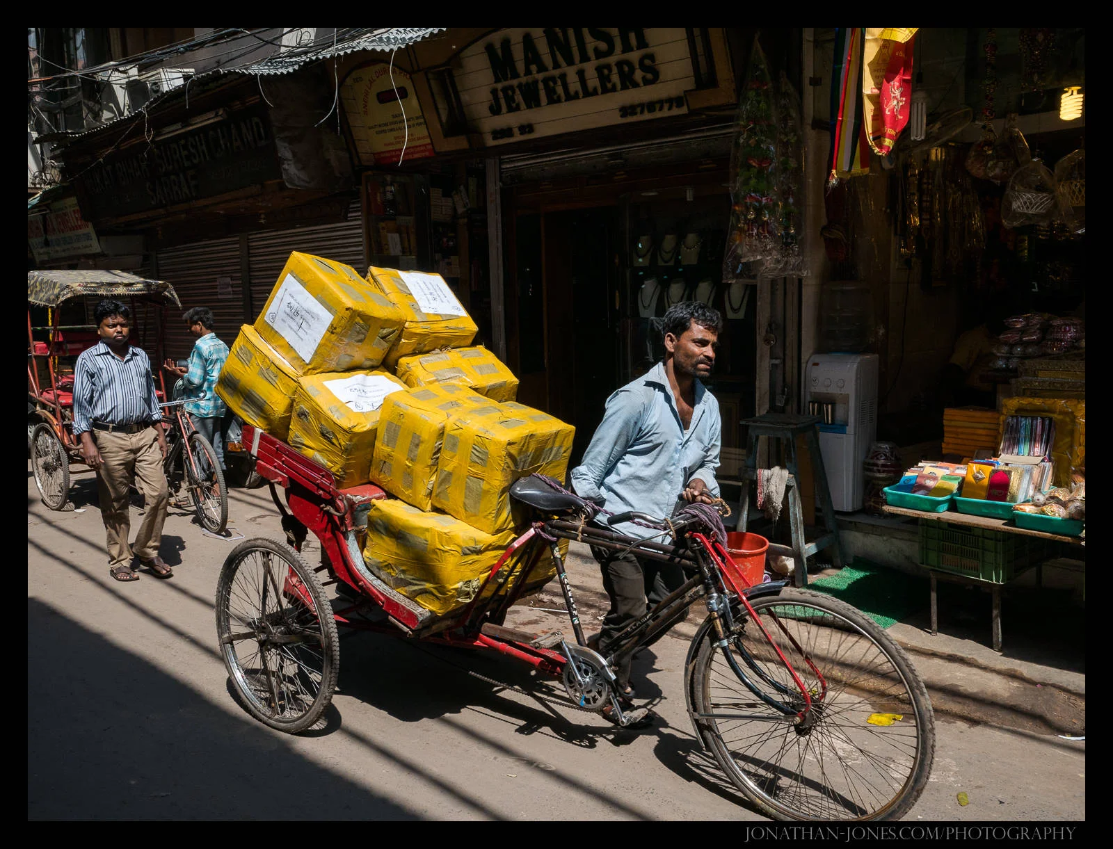 One the street of Delhi