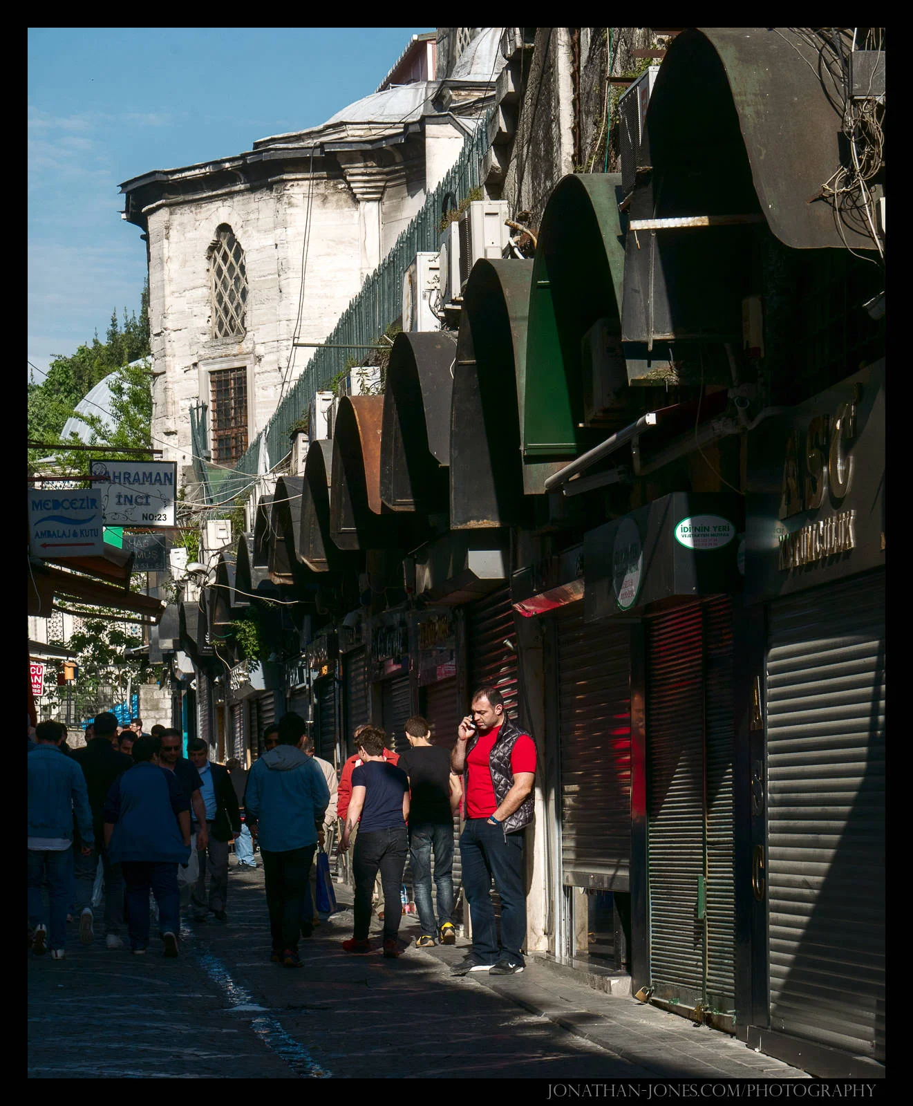 Waiting, Istanbul