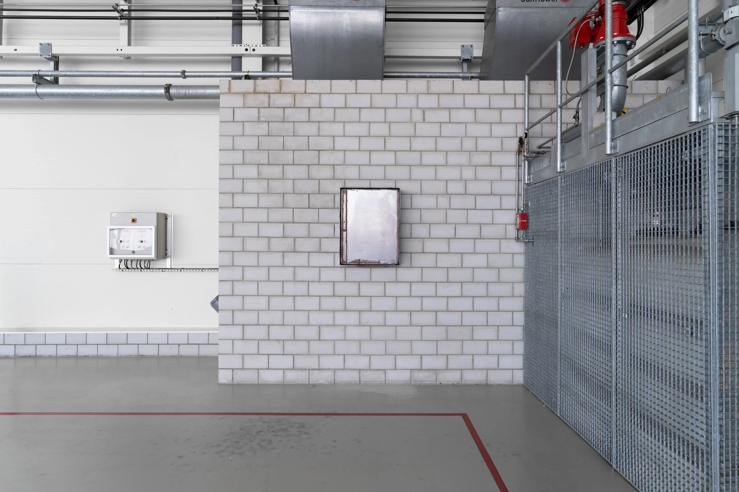  JASON GRINGLER.  INSTALLATION VIEW.  'AIR SERVICE' LO BRUTTO STAHL, BASEL. JUNE 15 - JUNE 21 2026. 