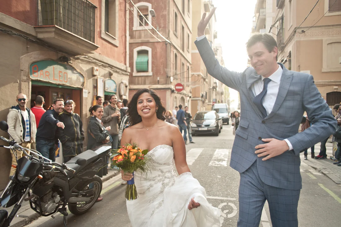 Love without Borders : 70,000 Miles in the Name of Love
