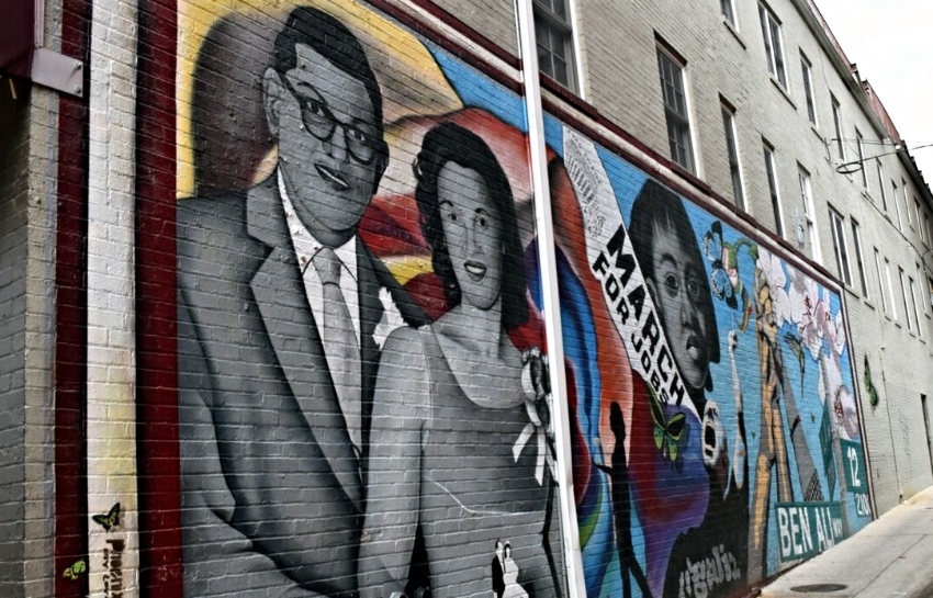 Carpe DC Food Tour Mural.jpg