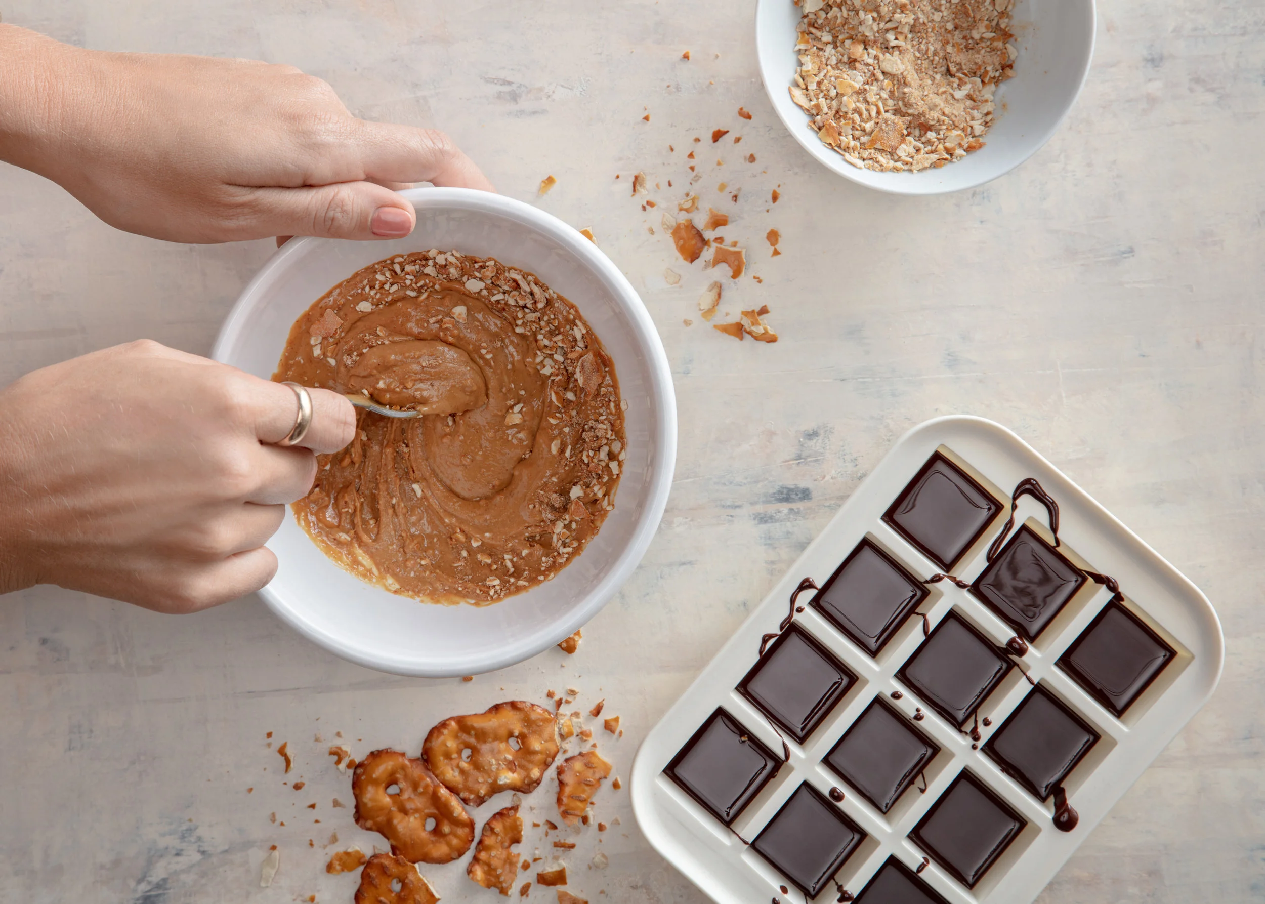DT_VM_ICE_TRAY_TREATS_DAY_1_213_Print.jpg