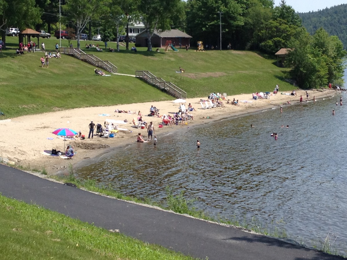 Warm Weather = happy Beach Bums