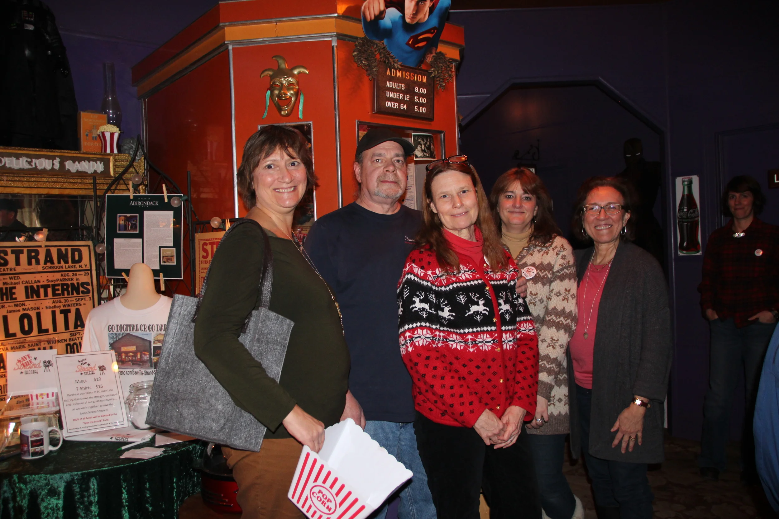 Larry and wife Liz with Emily, her sister and Patty.JPG