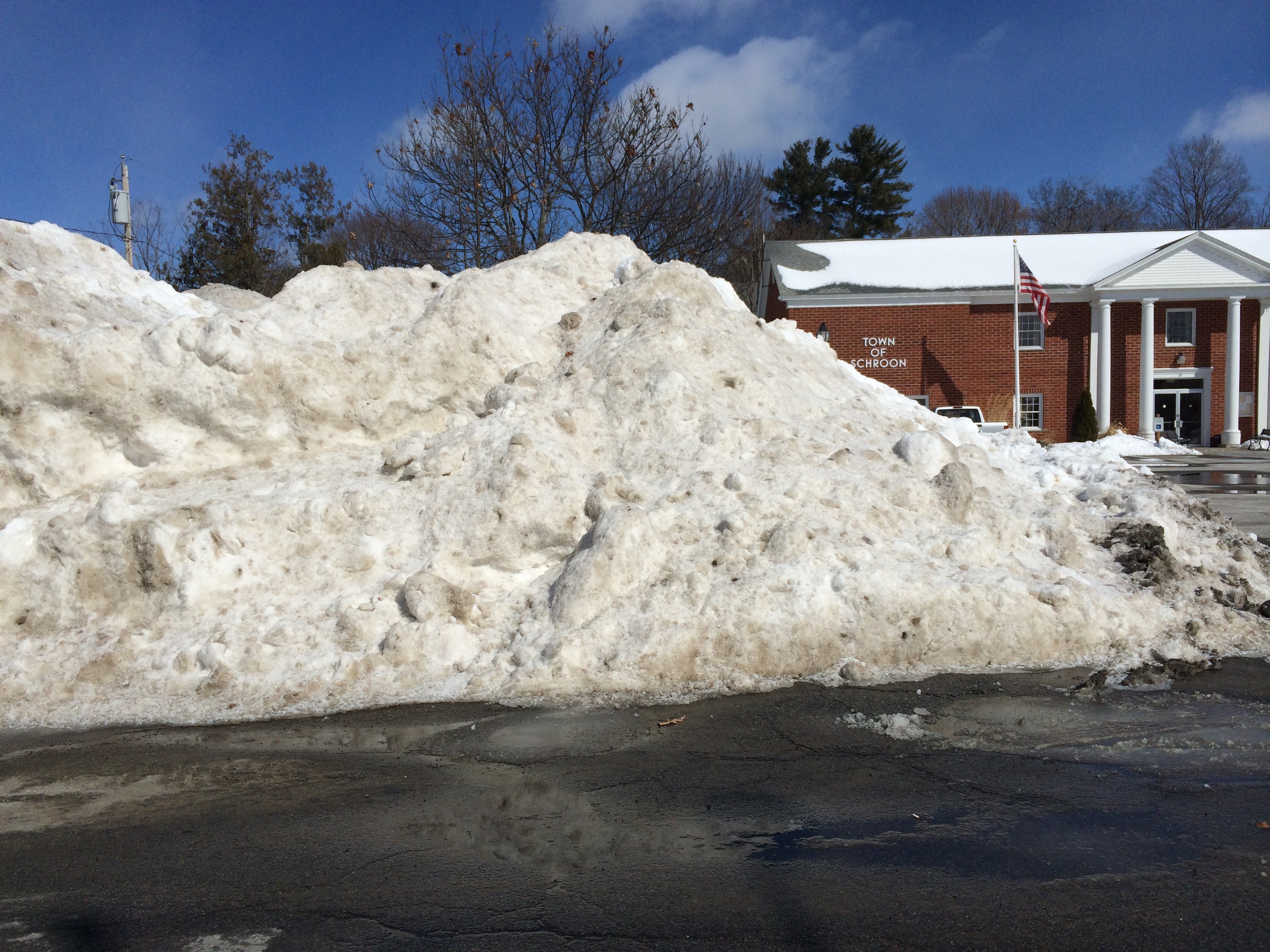 Snow Hills As Tall As The Town Hall!