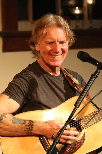 Roy Hurd plays August 5, 2018