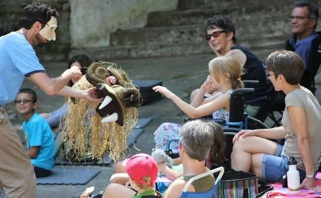Schroon’s own ADK Shakespeare Company in 2015 added a new element to their children’s programming: Arts & Crafts activities for their young audience members. 