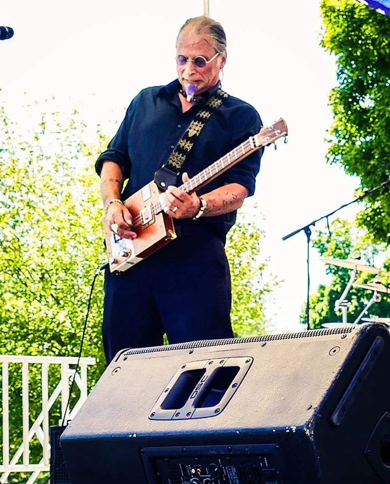 Mark Piper leads the Thursday Night Mic at Witherbee’s! Mark is also playing the Dock Street Stage on July 4th from 2pm - 3pm.