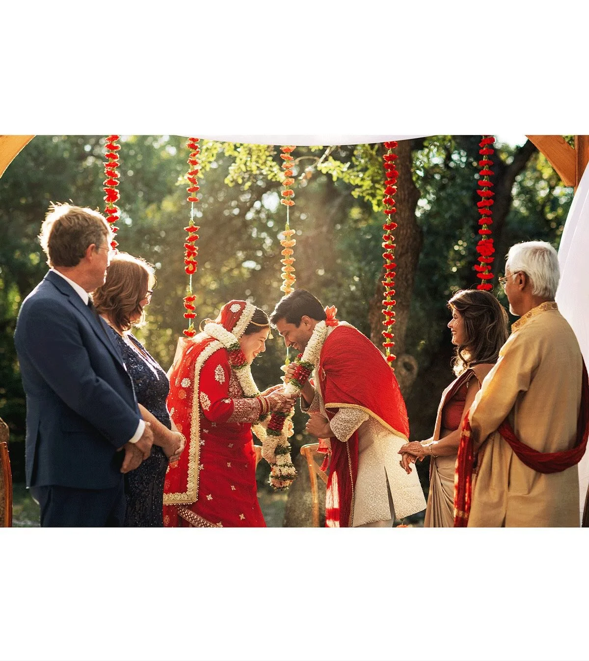 ✨ Kelly &amp; Dev&rsquo;s Fusion Wedding at The Addison Grove ✨

Kelly &amp; Dev&rsquo;s day was a perfect blend of heartfelt traditions, stunning details, and pure joy. From exchanging floral garlands in a beautiful Indian ceremony to walking hand i