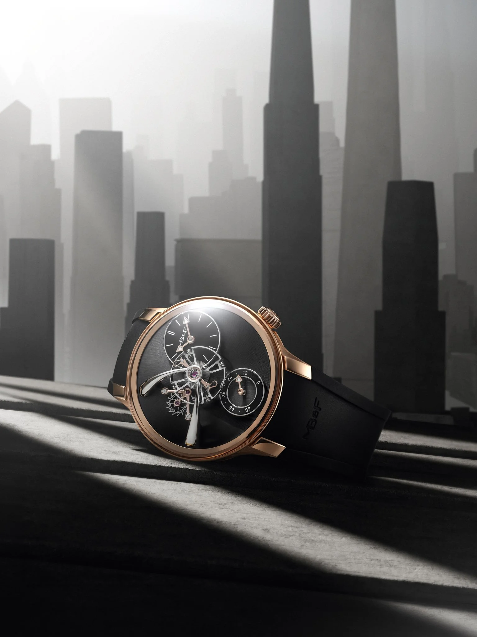 MBandF_LM101_EVO_NYC_Lifestyle_3_Hresss.jpg