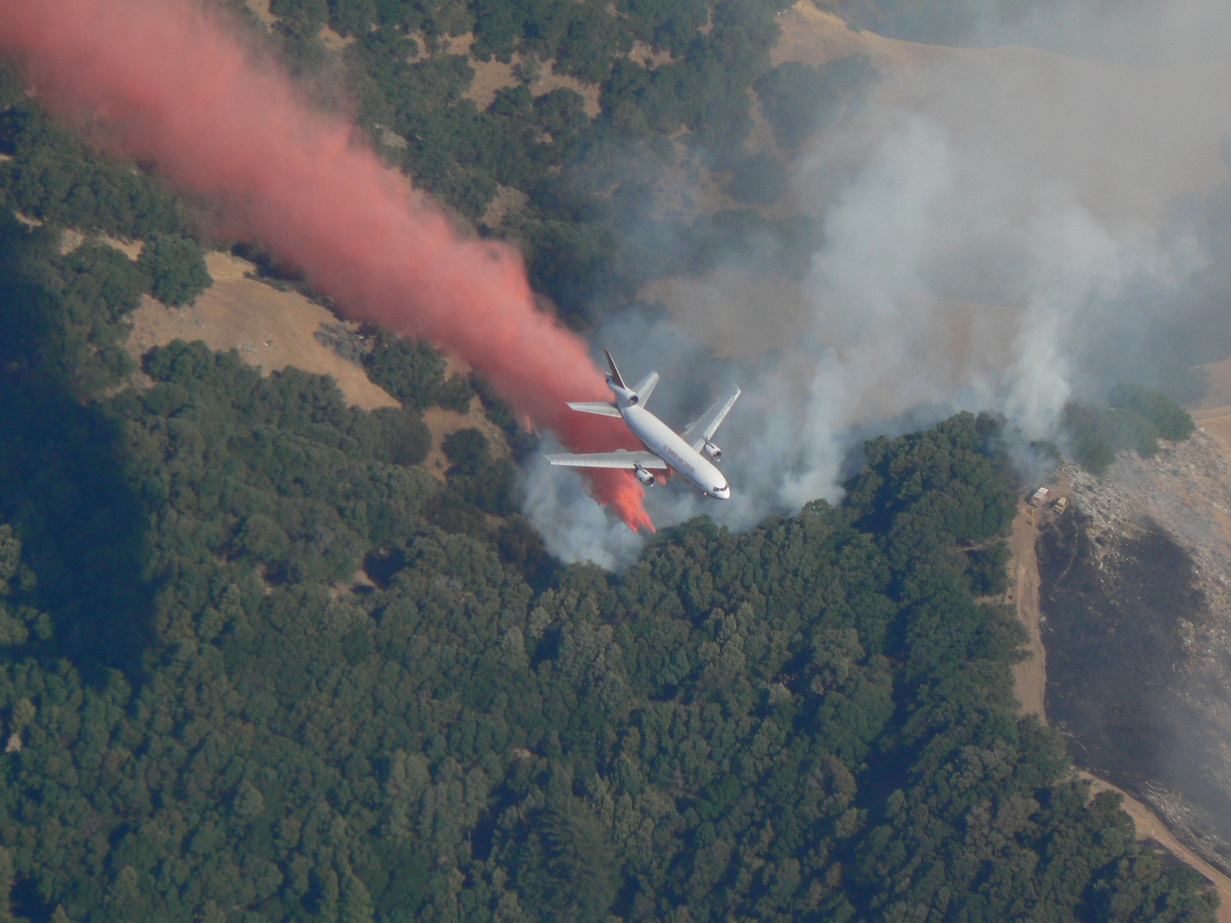 Tanker 910 drops at Big Sur