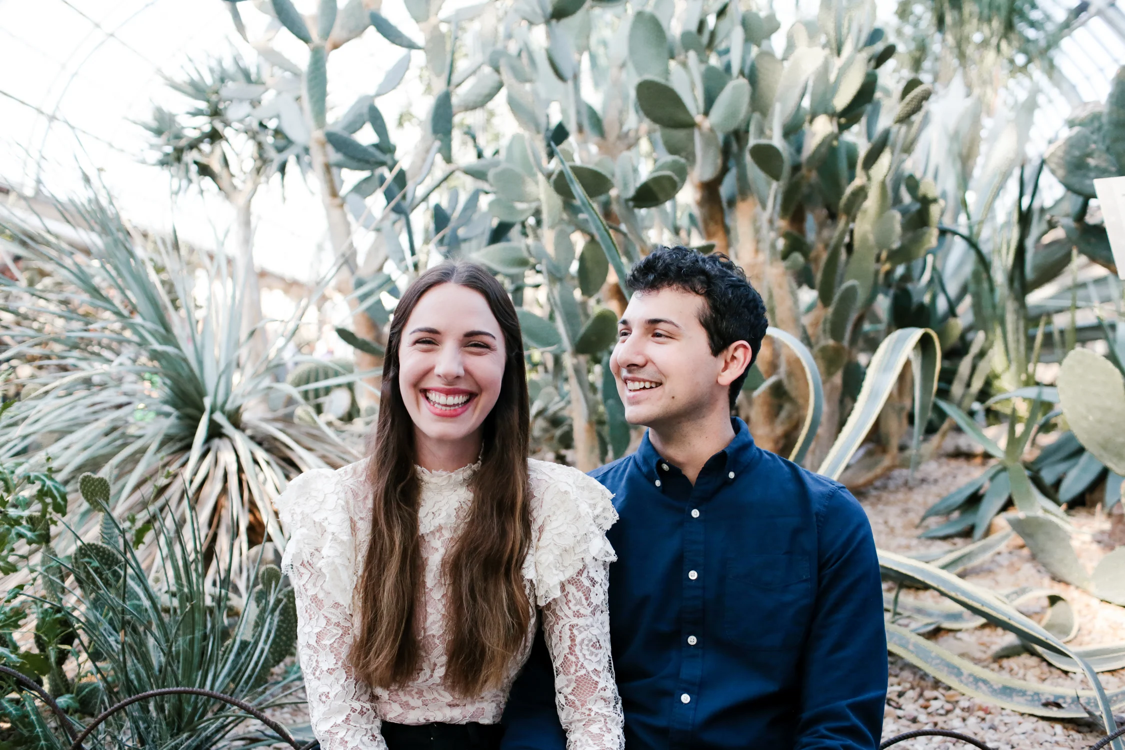 garfield-park-conservatory-engagement-session-12.jpg