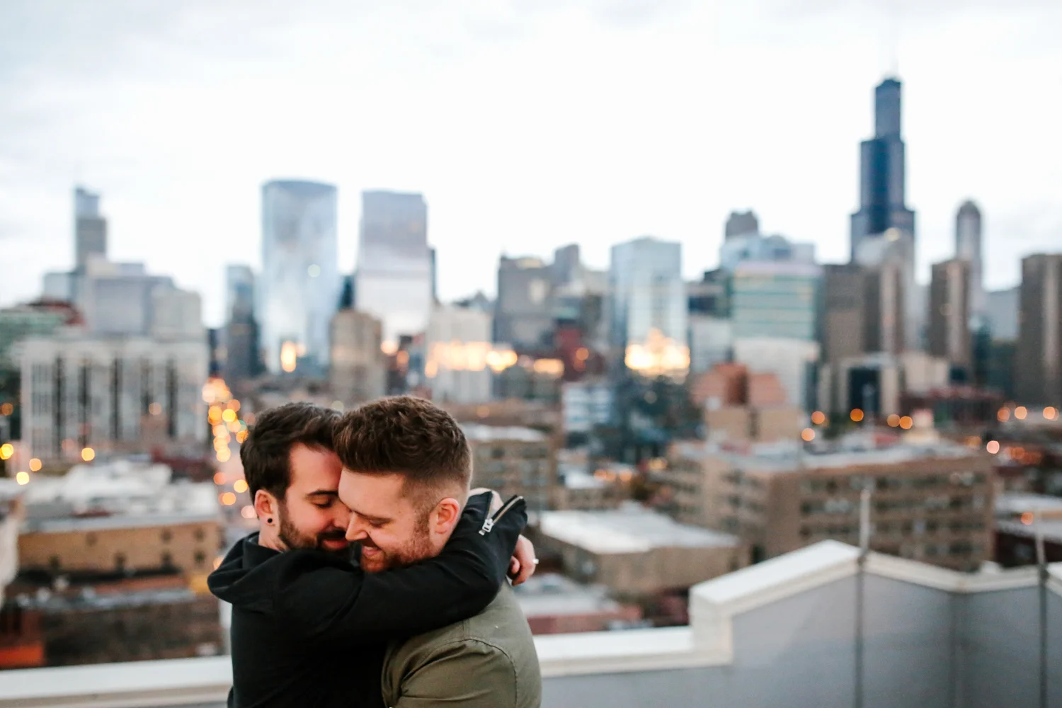 chicago-rooftop-engagement-photos-159.jpg