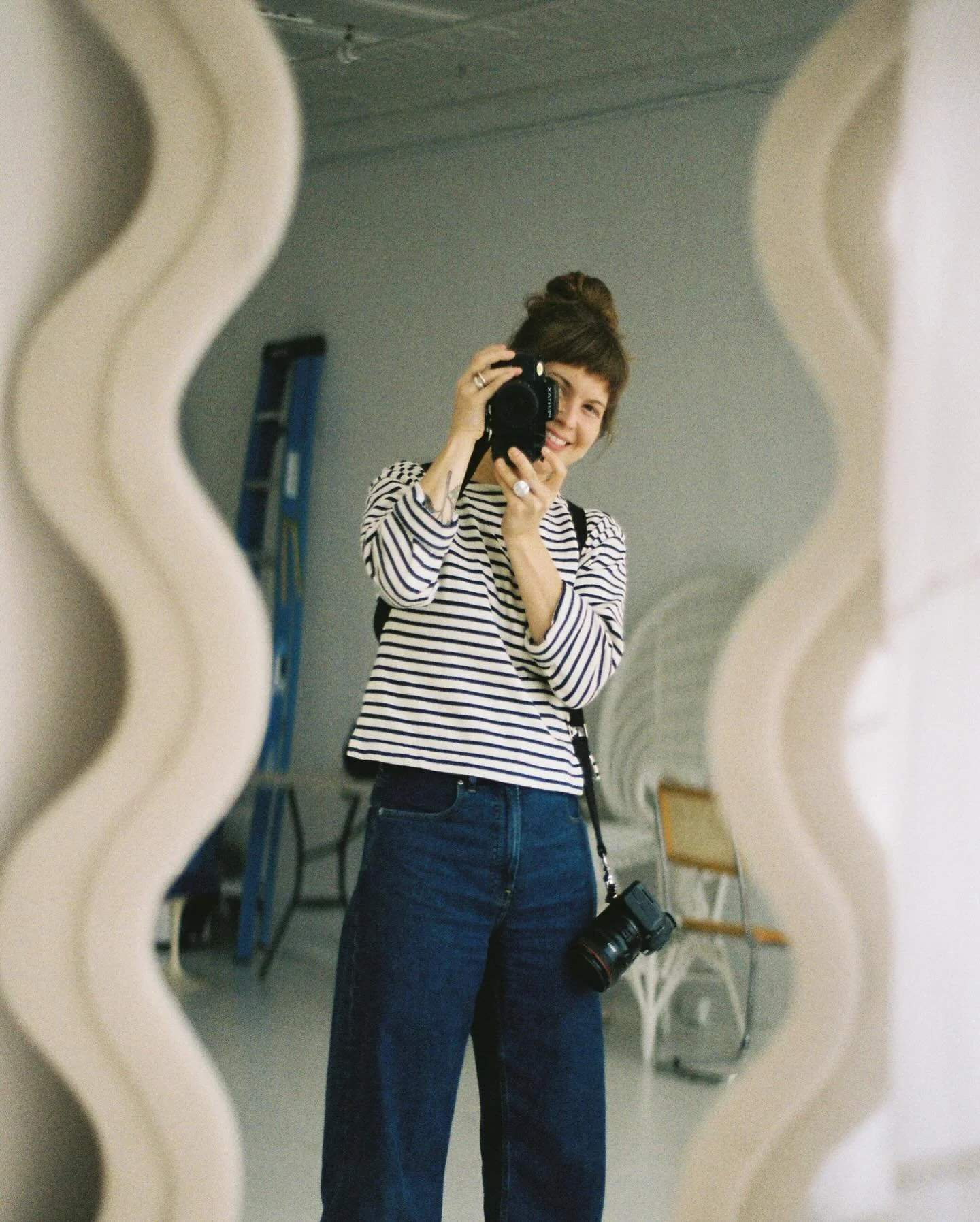 Anna Z here! Showing my face because it has been a minute! 🤗

Another Chicago wedding season has come to an end for me and I started Arizona wedding season this past weekend. 🌵💘💥

I am beyond grateful for my this job. I have been full-time self-e