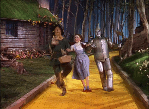 WizOz_OffToSeeTheWizard.gif