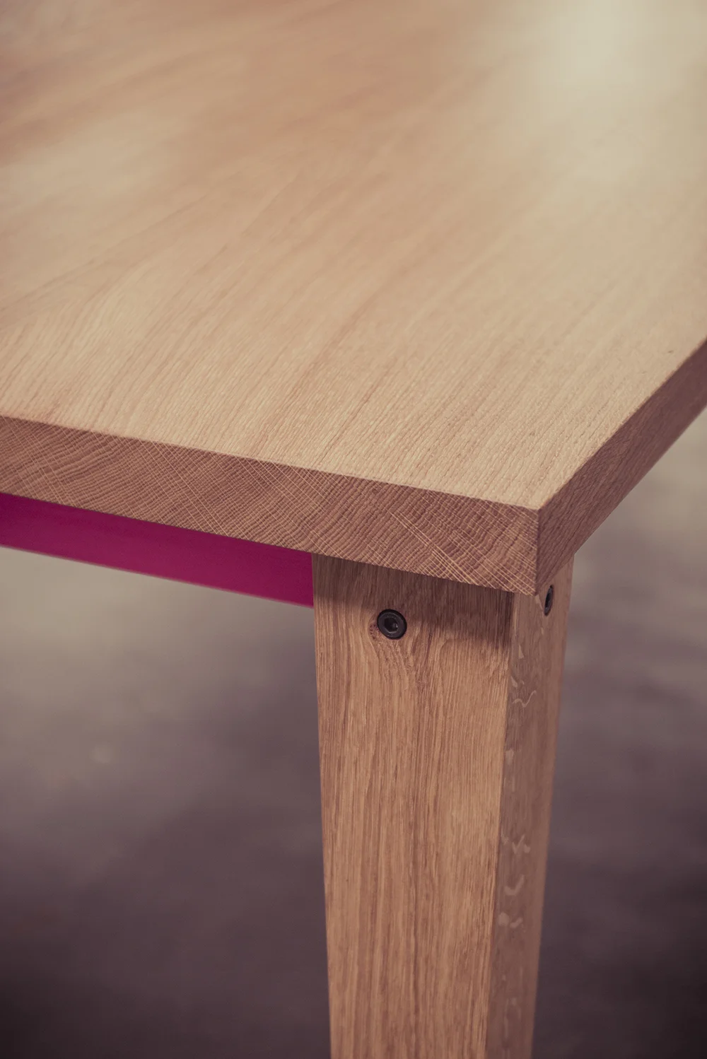 4.5 cm massive Eiche / 4.5 cm of solid oak