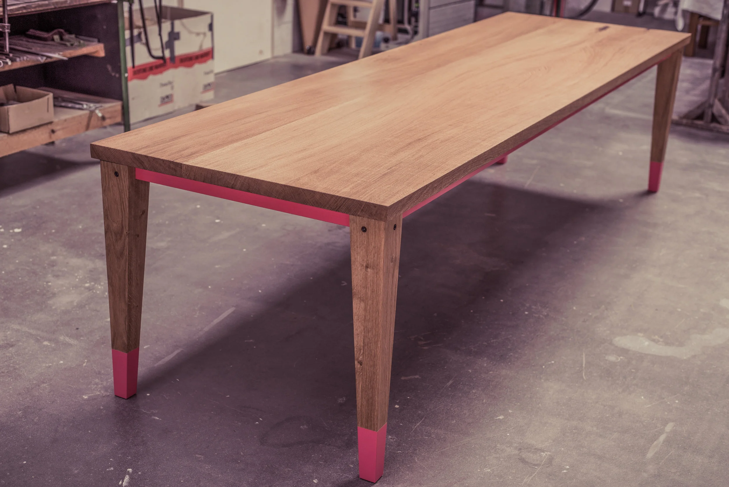 der Arx Tisch in Eiche natur / 300 x 90 x 76 cm