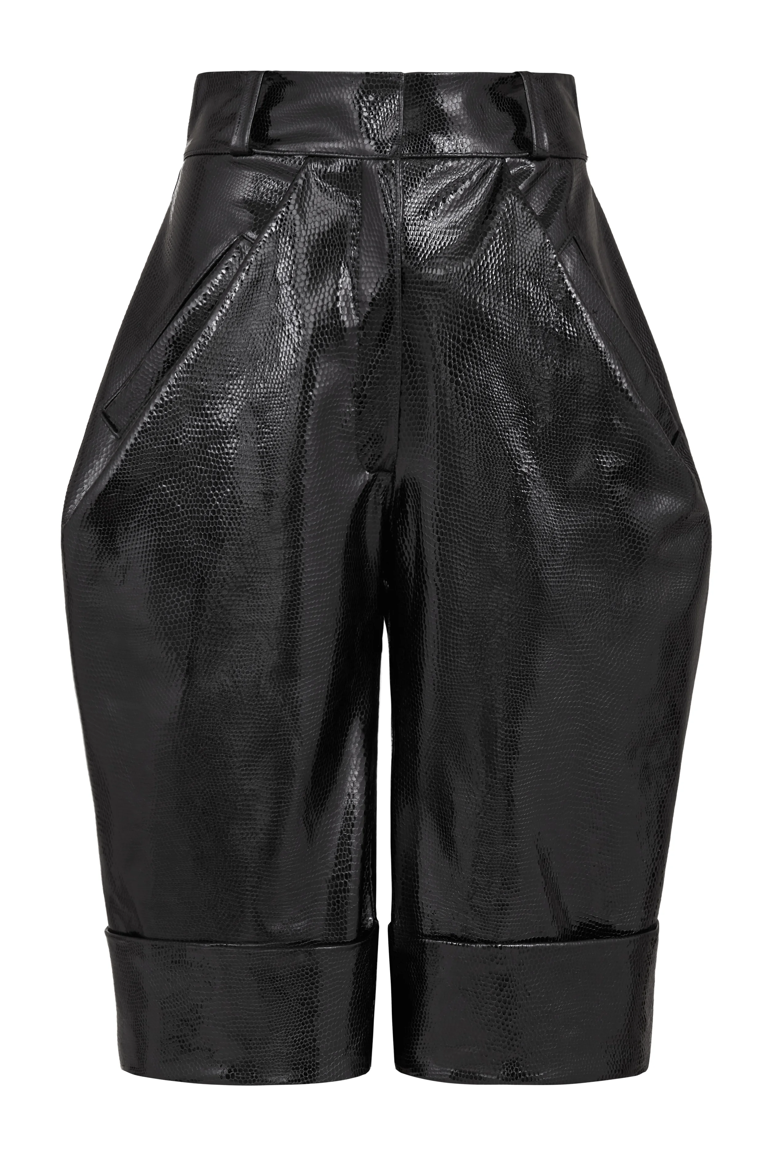 11_LongBlackShorts_001.jpg