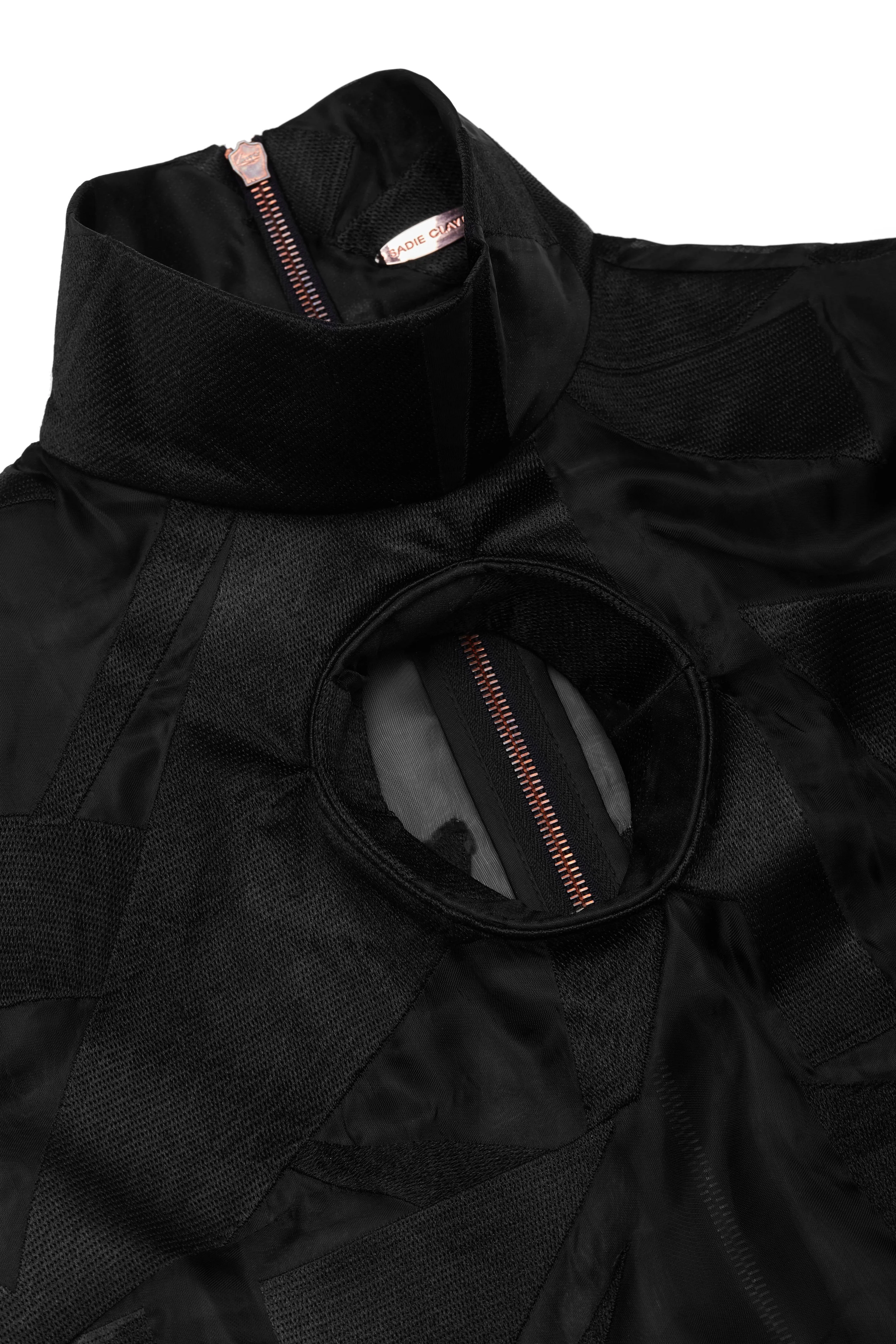 3_CroppedLongSleeveTop_Black_03.jpg