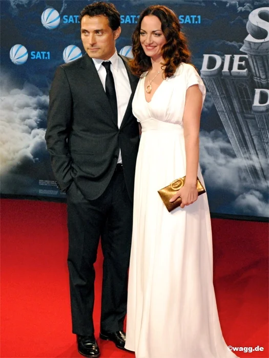 Natalia Wörner - Premiere The Pillars of the Earth.jpg