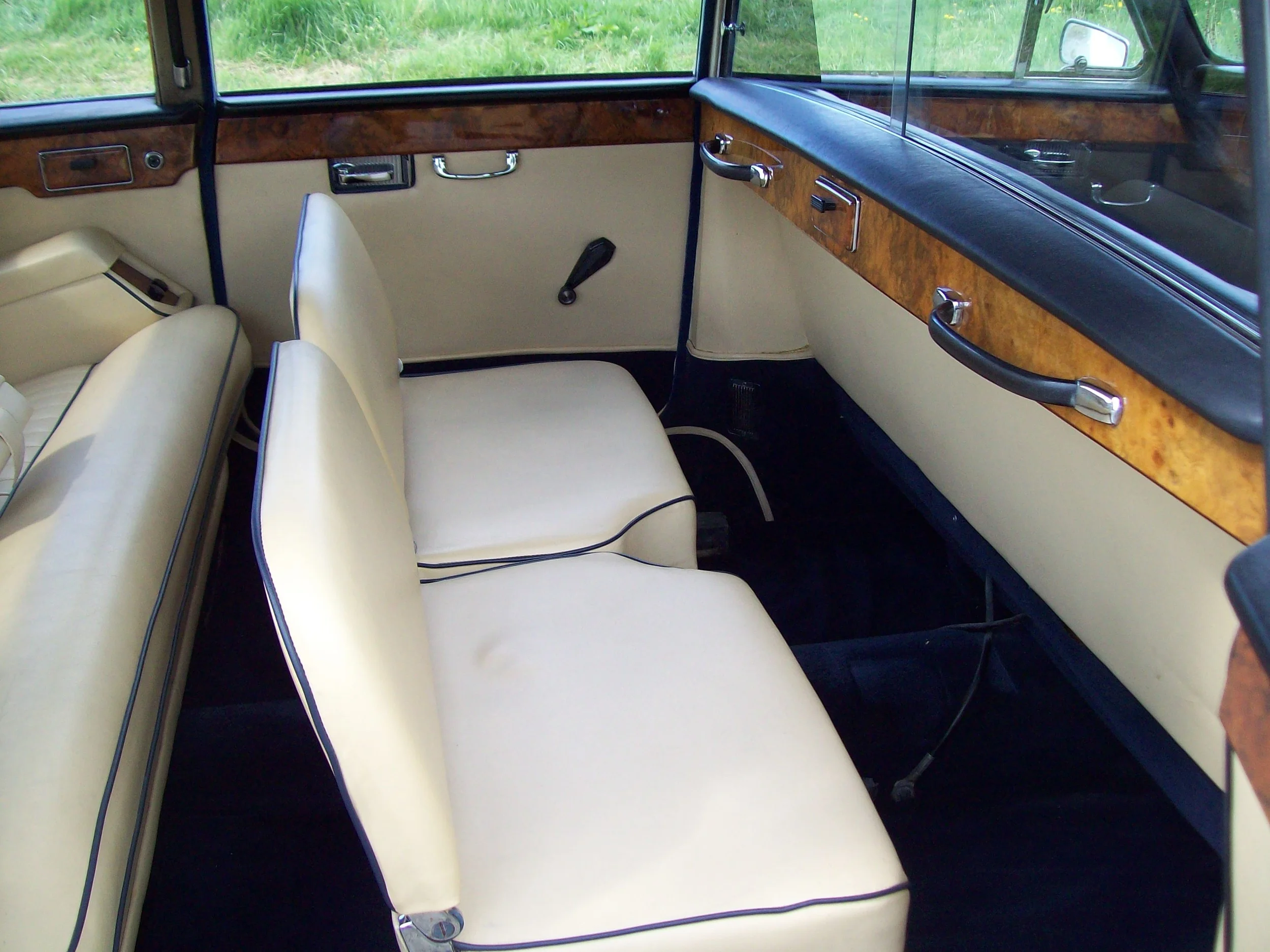 wedding cars near me wedding car rental — Kent & Medway Wedding Cars