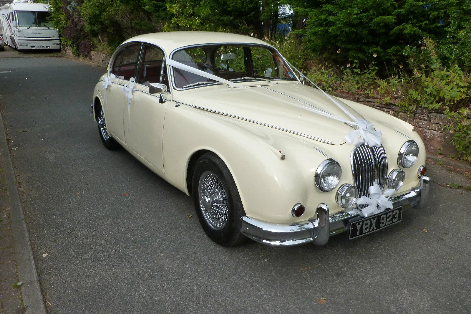 Wedding cars near me — Kent & Medway Wedding Cars