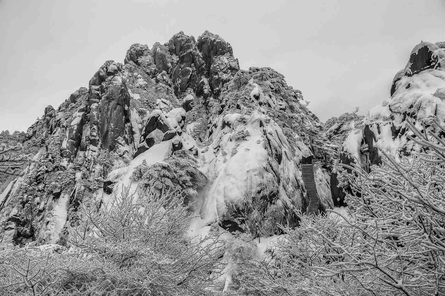 Sometimes, like during my hike across the top of Huangshan (i.e., Yellow Mountain) in China , you have to look beyond your current circustances to see the path ahead, the way through.