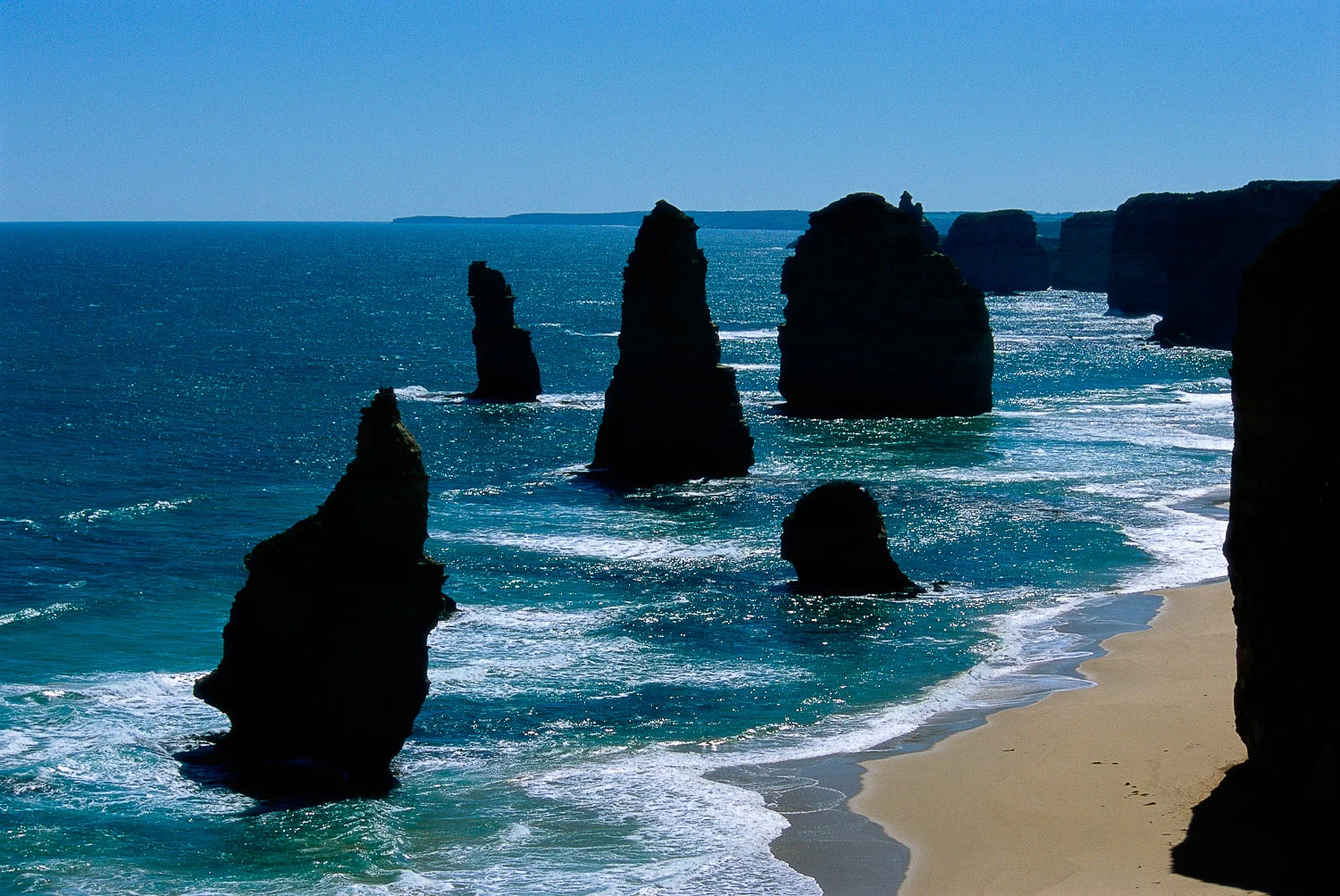Silhouette, Twelve Apostles