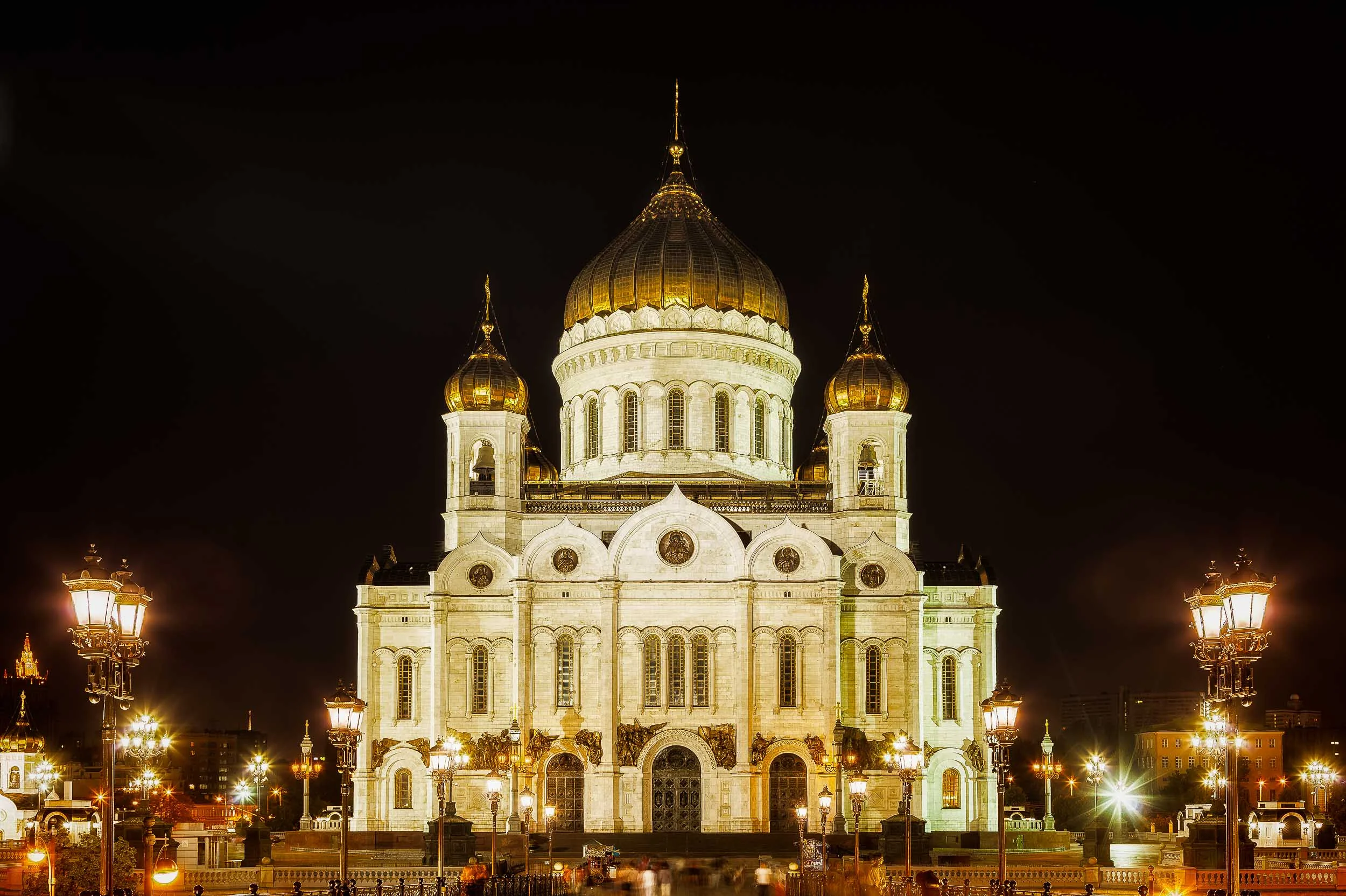 A night time view of the spectacular Cathedral of Christ the Saviour in Moscow, Russia .