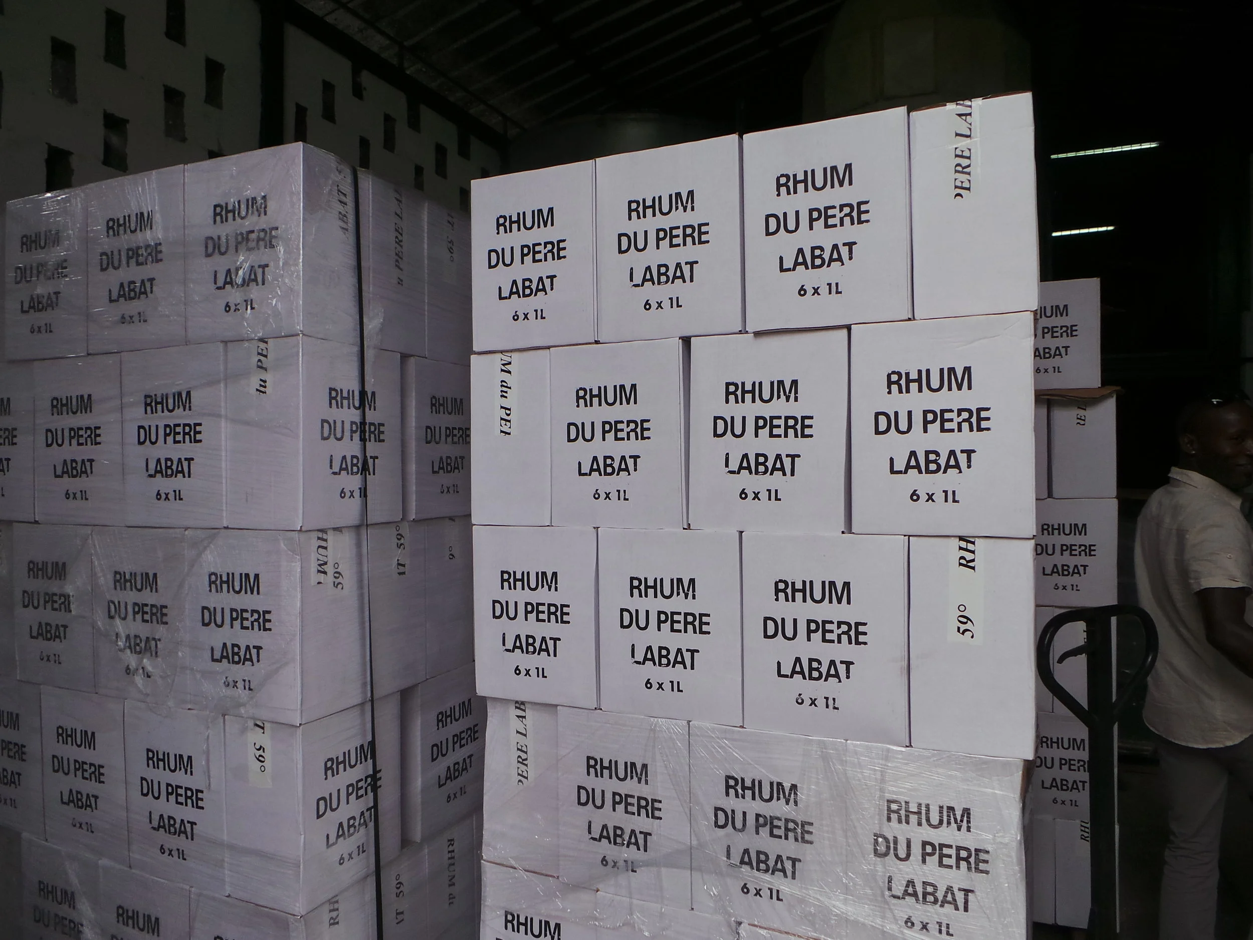 Marie-Galant-Rhum-de-Pere-Labat-Cases.jpg