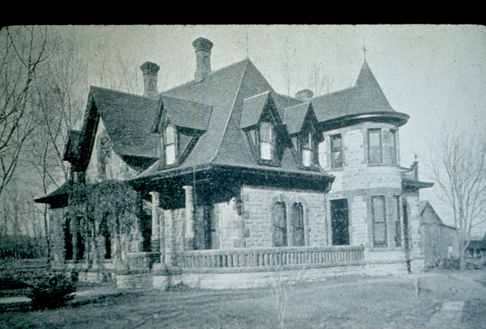 The 1879 Avery House - an early photo