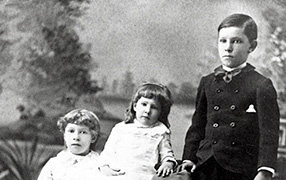 Franklin Avery's children: Ethel, Mettie, Edgar, ca. 1887