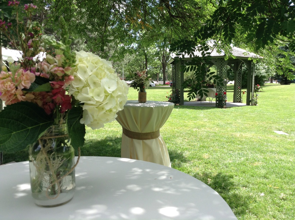  Avery House grounds decorated for a wedding 
