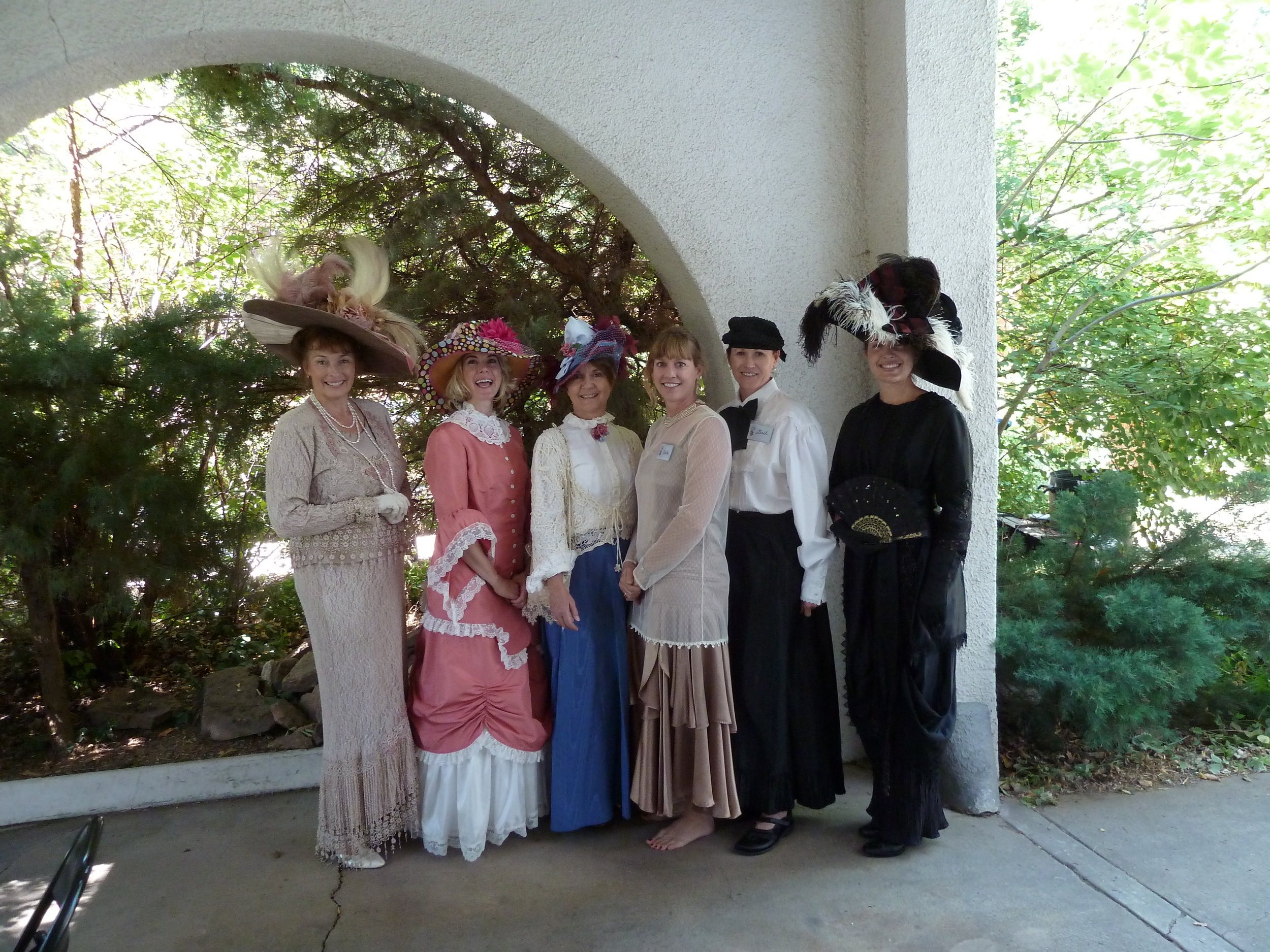 Historic Homes Tour docents