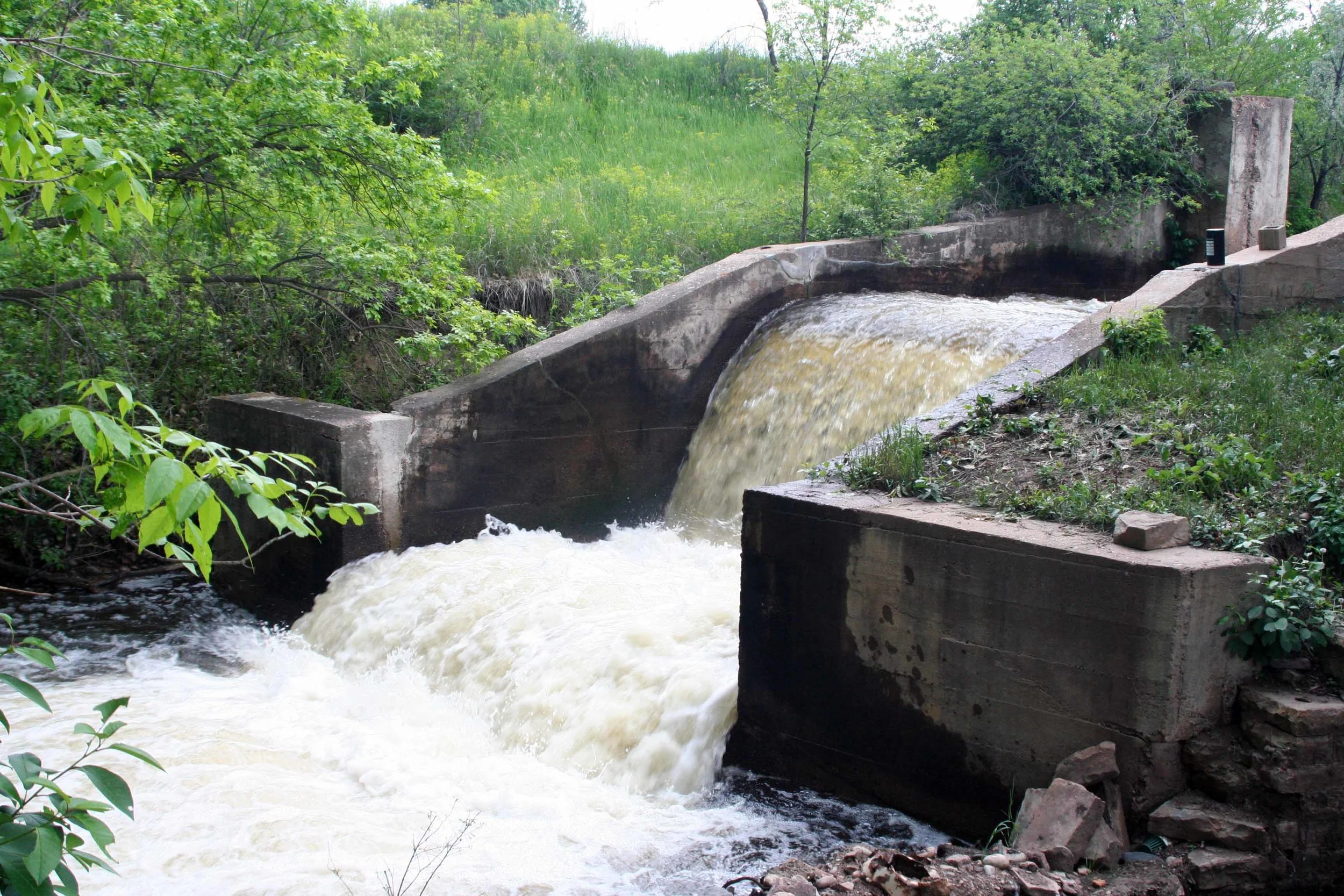 Flowing water.JPG