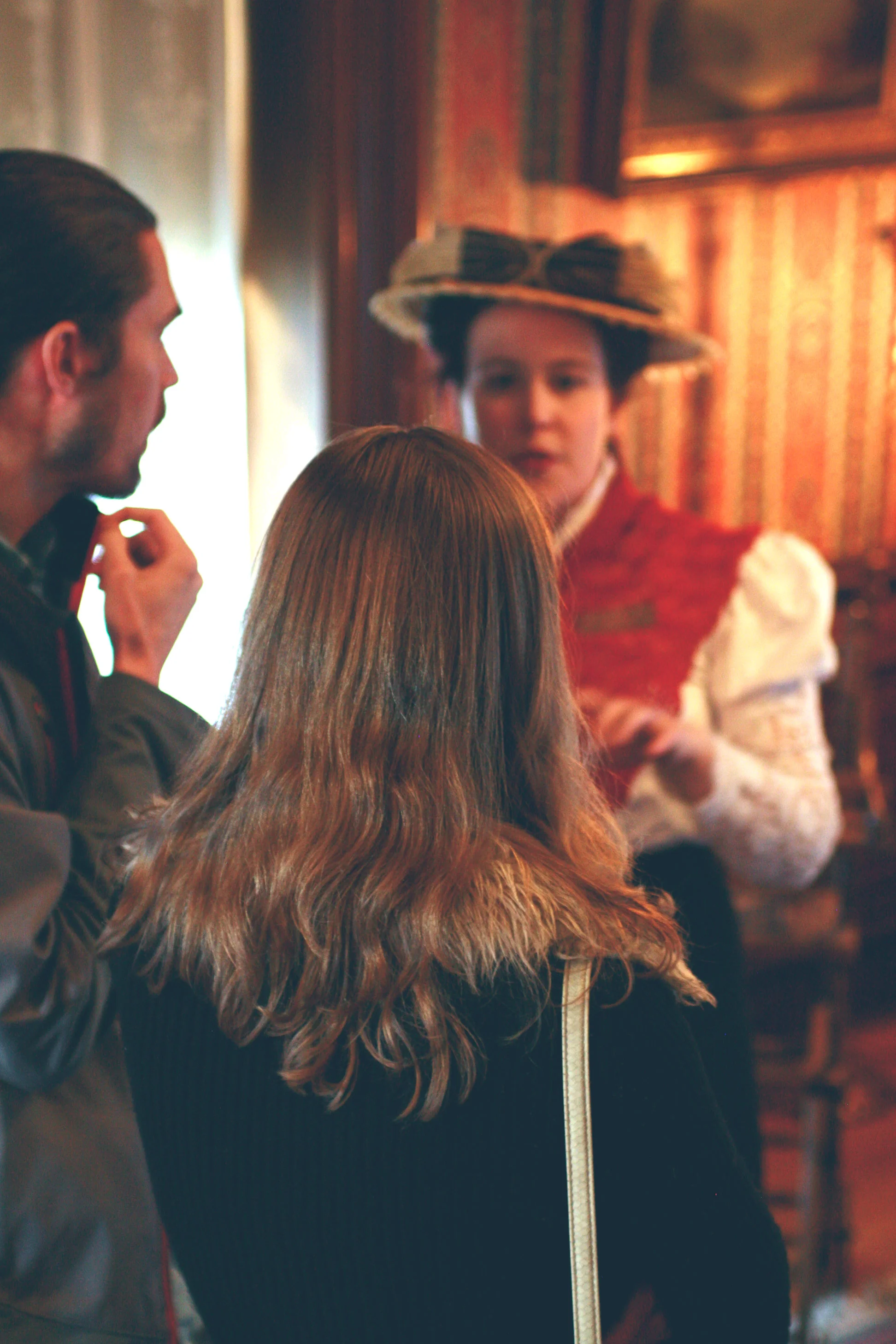 Avery House: Holiday Display Tour