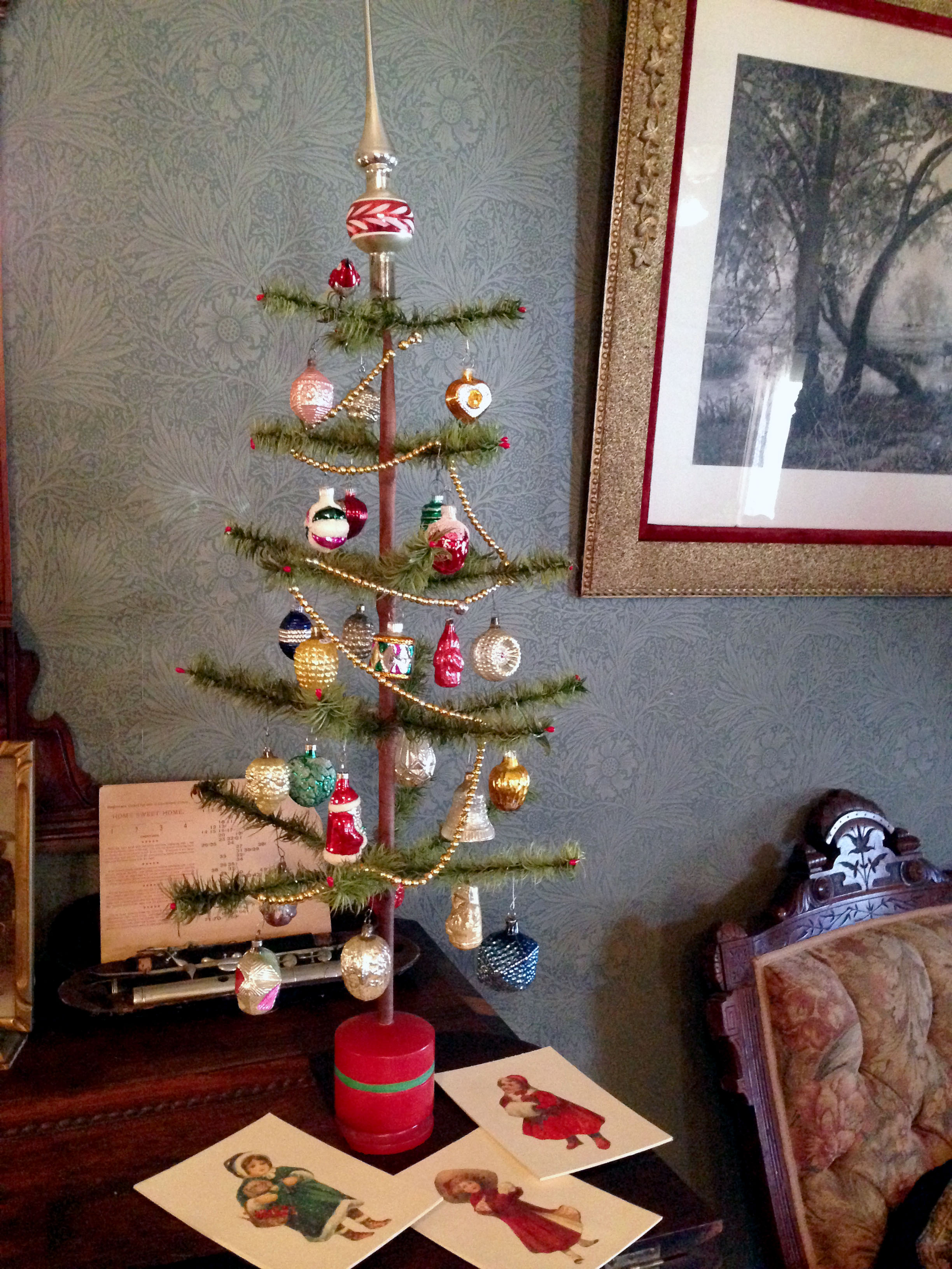 victorian-christmas-tree.jpg