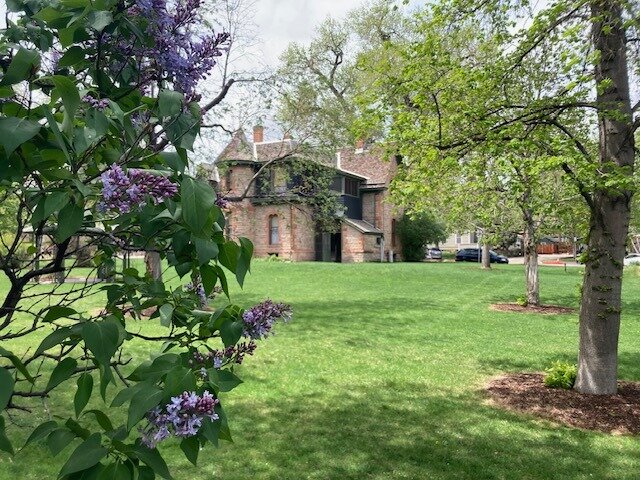 Fragrant lilacs are blooming in the backyard of The 1879 Avery House. Come tour the historic residence and lush property this weekend. The home is open Saturday, 11am-2pm and Sunday, 1-4pm.  Visit Poudrelandmarks.org for more information. 

#TheAvery