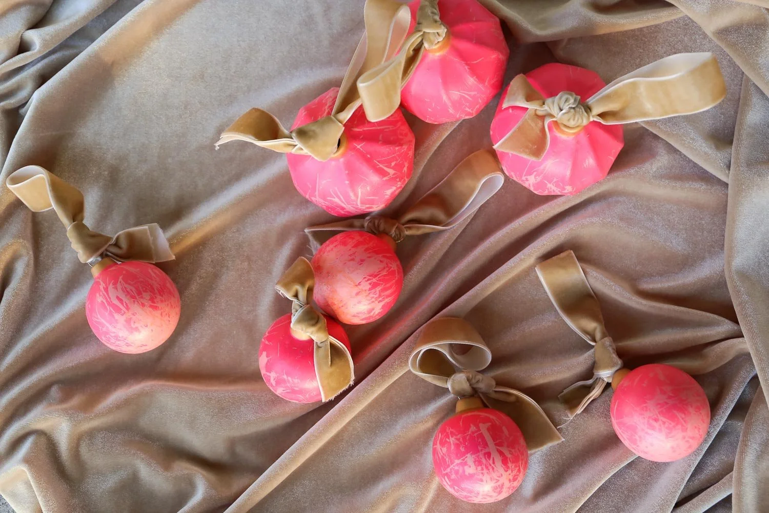 pink champagne ornaments 2022-10.jpg