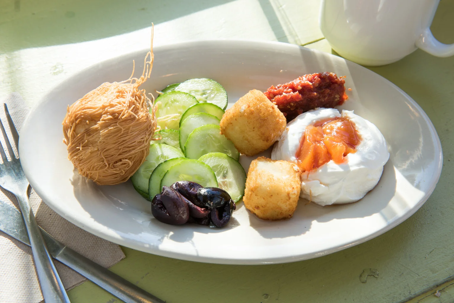 0404_Food-Drink-Plate-Dish-Chef-Meal-Eat-Cocktail-Shop-Restaurant-Style-Boston-Photographer-photo-0833_Holly-Rike.jpg