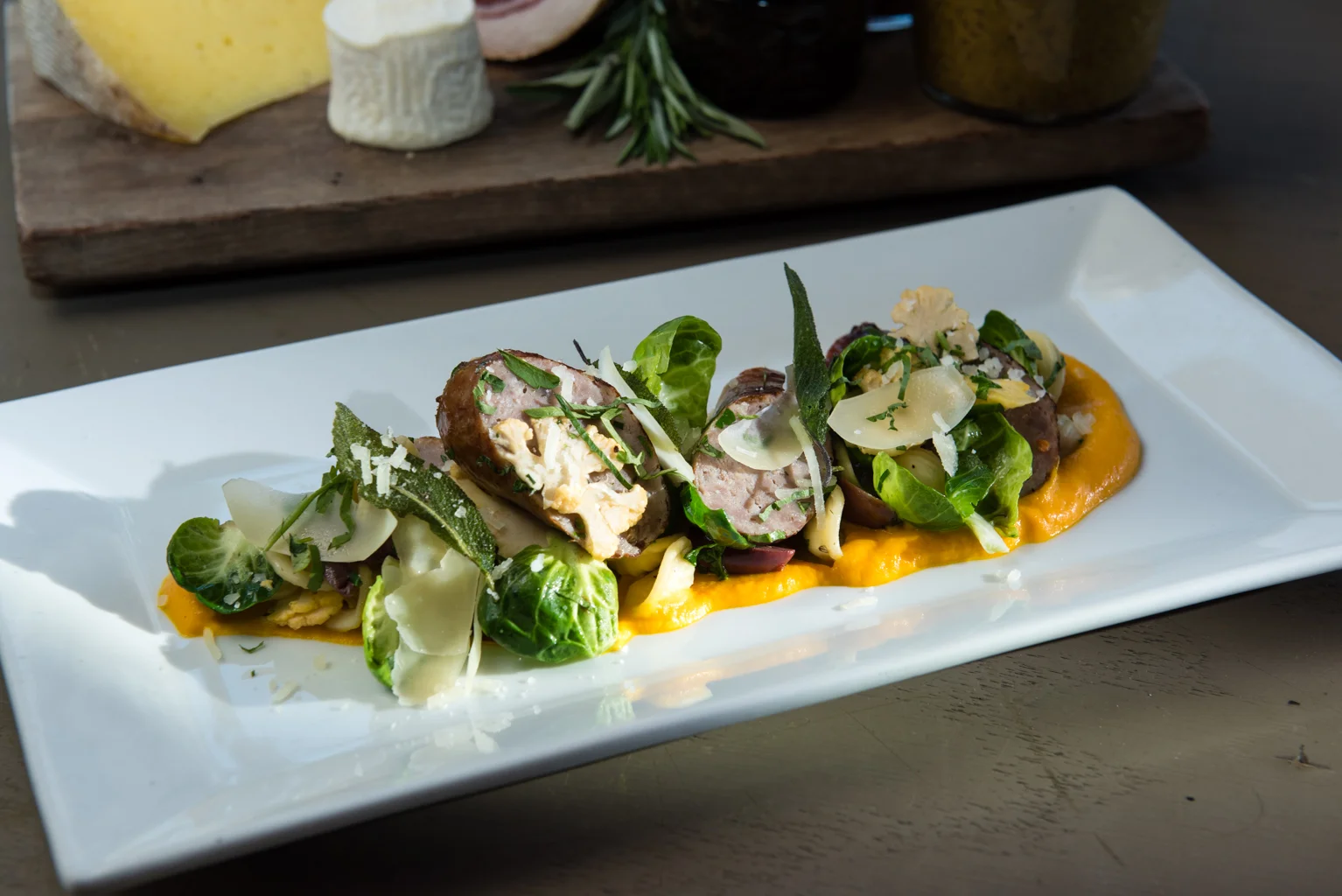 0404_Food-Drink-Plate-Dish-Chef-Meal-Eat-Cocktail-Shop-Restaurant-Style-Boston-Photographer-photo-4988_Holly-Rike.jpg