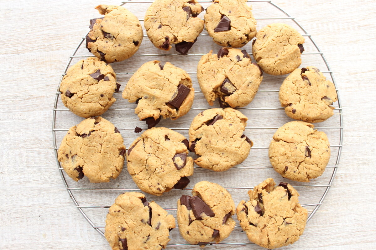 Choc Chip Chickpea Cookies
