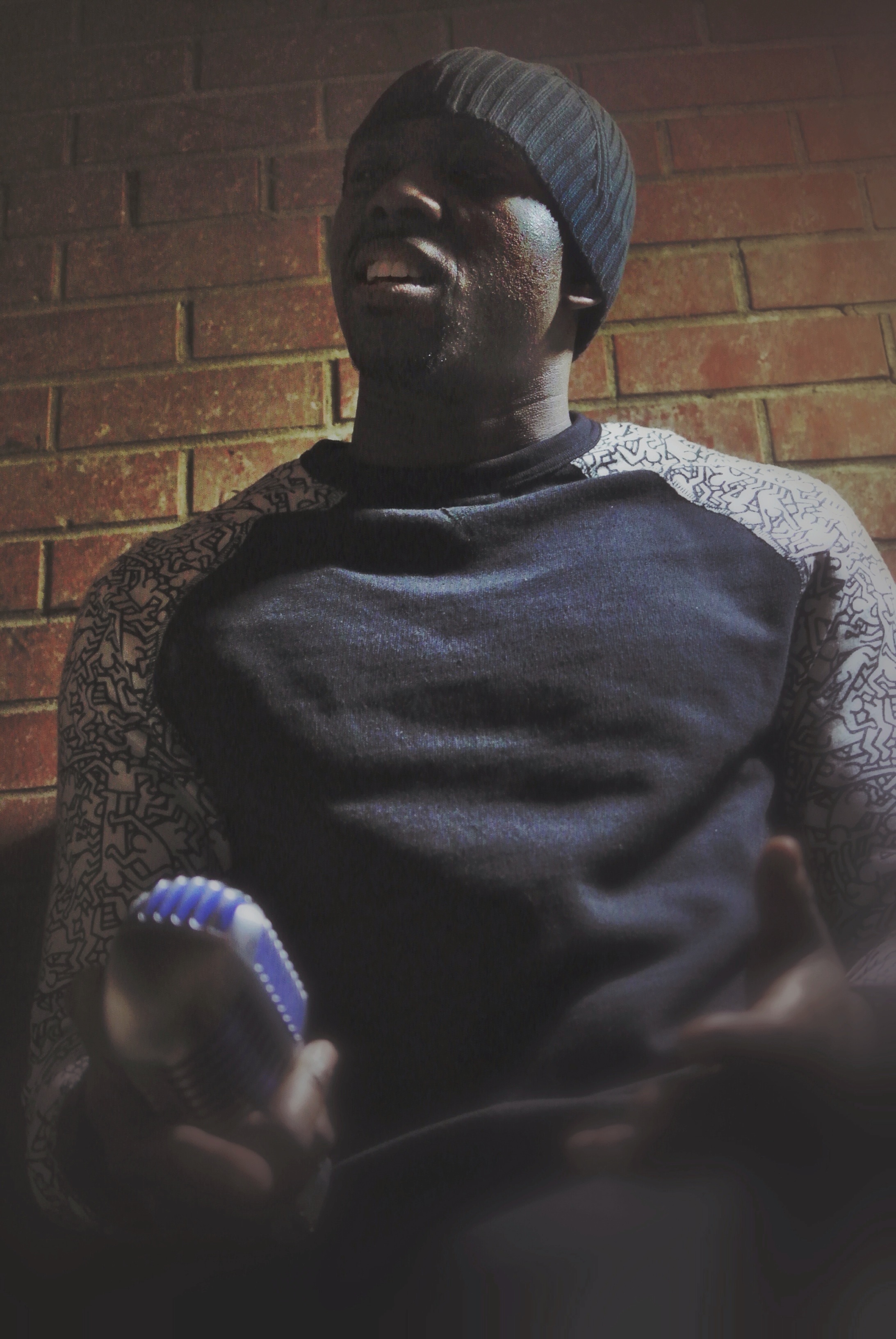 Vocalist and audio engineer Twiggo