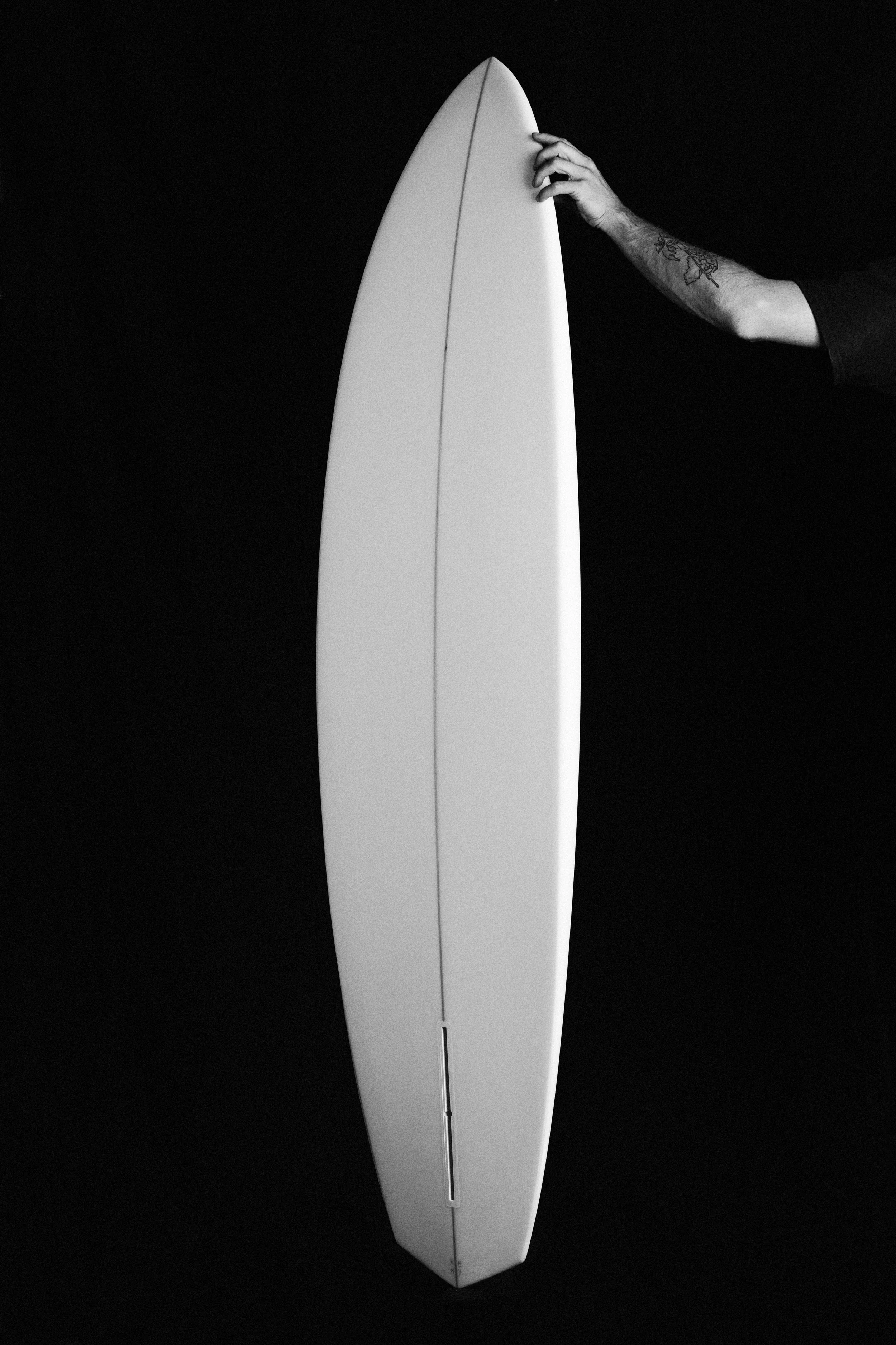 AK Single - Falcone Surfboard - Julien Roubinet 3.jpg