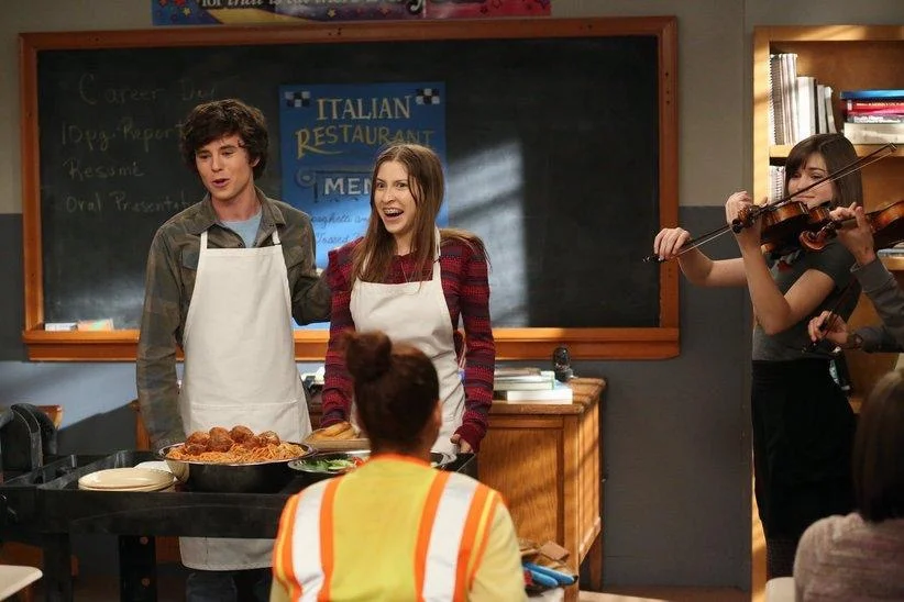 Sideline violinist on season 4, ep.11 "Life Skills" of ABC's The Middle