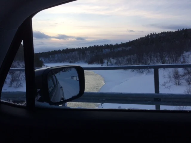 Aina yhtä haikeaa ajaa tästä Patonivan sillalta kohti etelää.