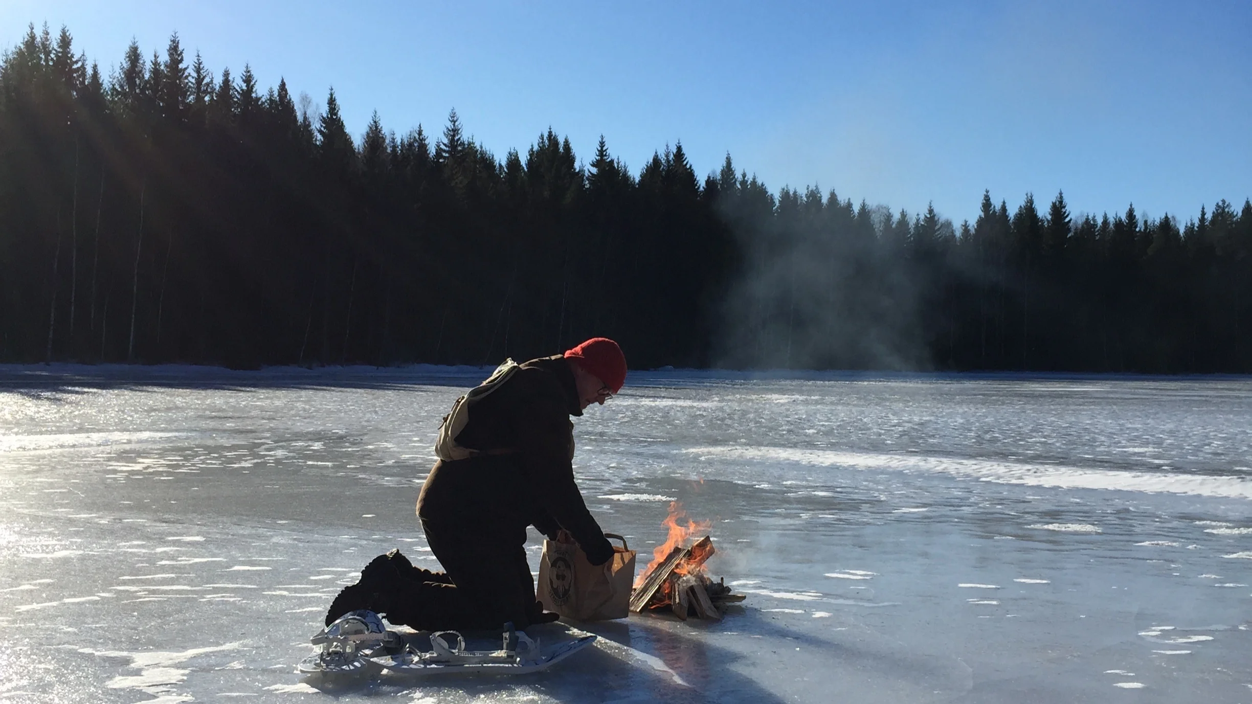Jäänuotion teossa.